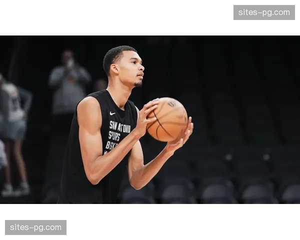 马刺文班亚马39分钟出场 防守覆盖面积决定比赛最终走向 马刺文班亚马39分钟出场 防守覆盖面积决定比赛最终走向